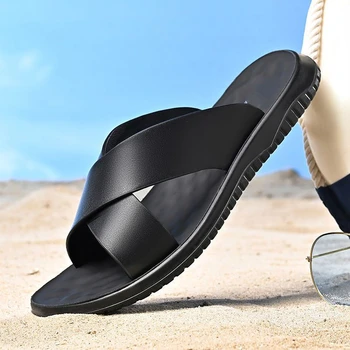 XIHAHA 2023 Летние мужские кожаные тапочки для мужчин Новые пляжные туфли высокого качества большого размера 47 Slip on Light Flats Male Flip Flops